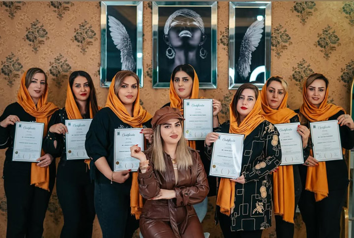 بهترین آموزشگاه فیبروز ابرو در ارومیه